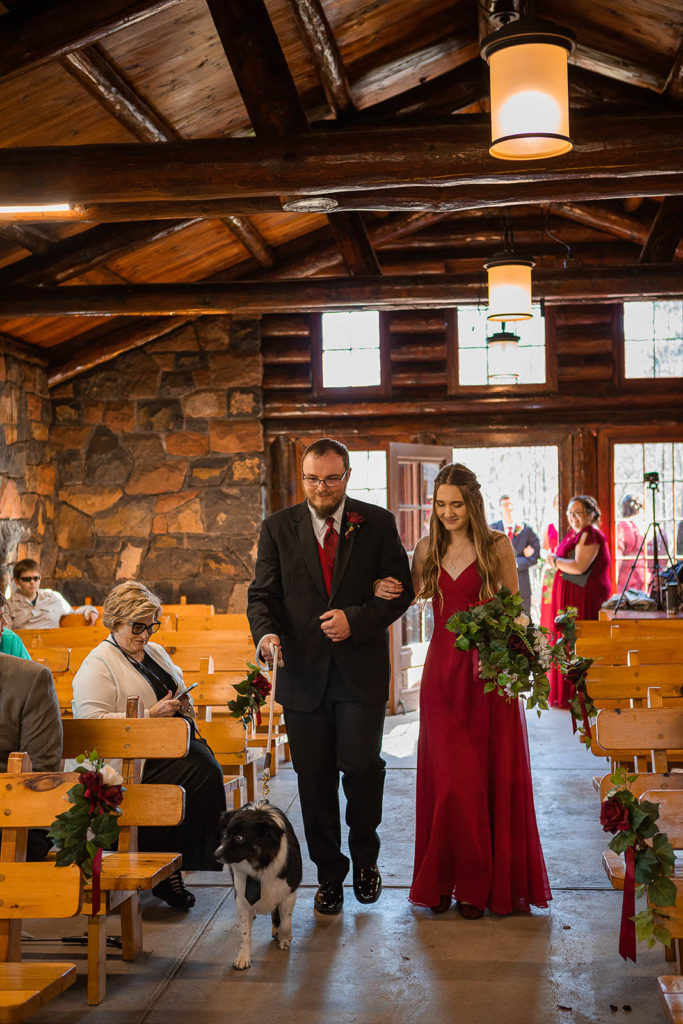 North Shore wedding ceremony in Lady Slipper Lodge